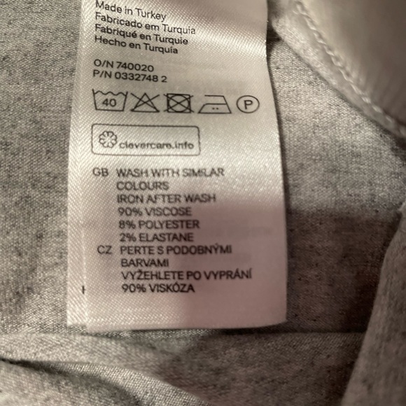 H & M Basic gray maxi skirt, size XS - Picture 3 of 5